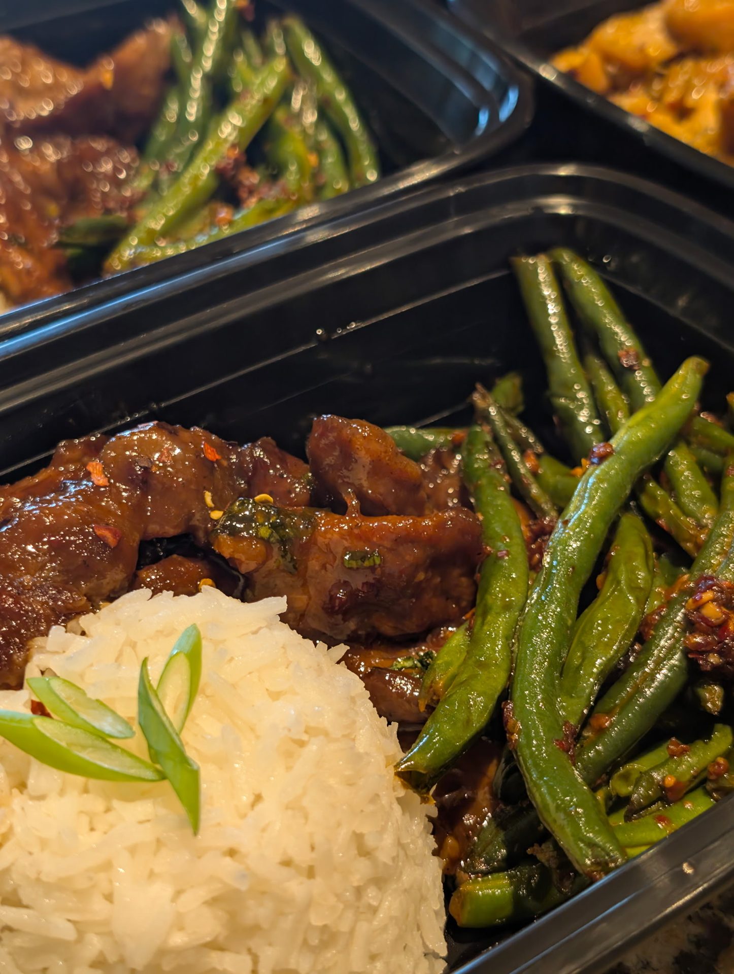 Elevated meal presentation